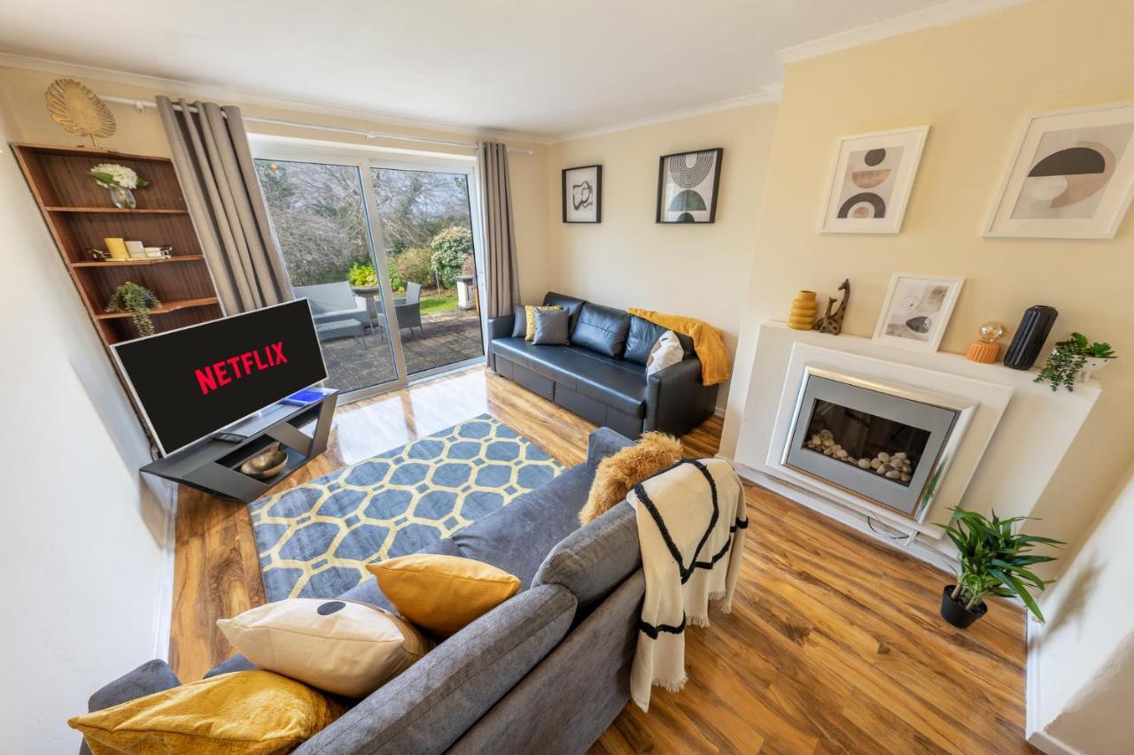 Pierocks Carver Entire House, Hot Tub & Wifi High Wycombe Ngoại thất bức ảnh